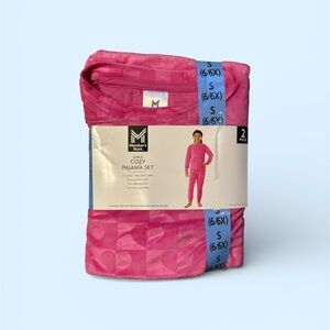 🆕 Members Mark Girls Size 6/6X
Two-Piece Cozy Pajamas